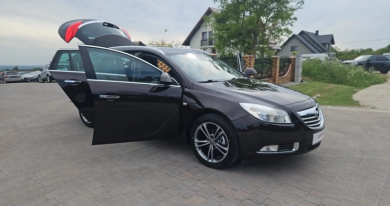 Opel Insignia cena 23900 przebieg: 212000, rok produkcji 2011 z Świeradów-Zdrój małe 232